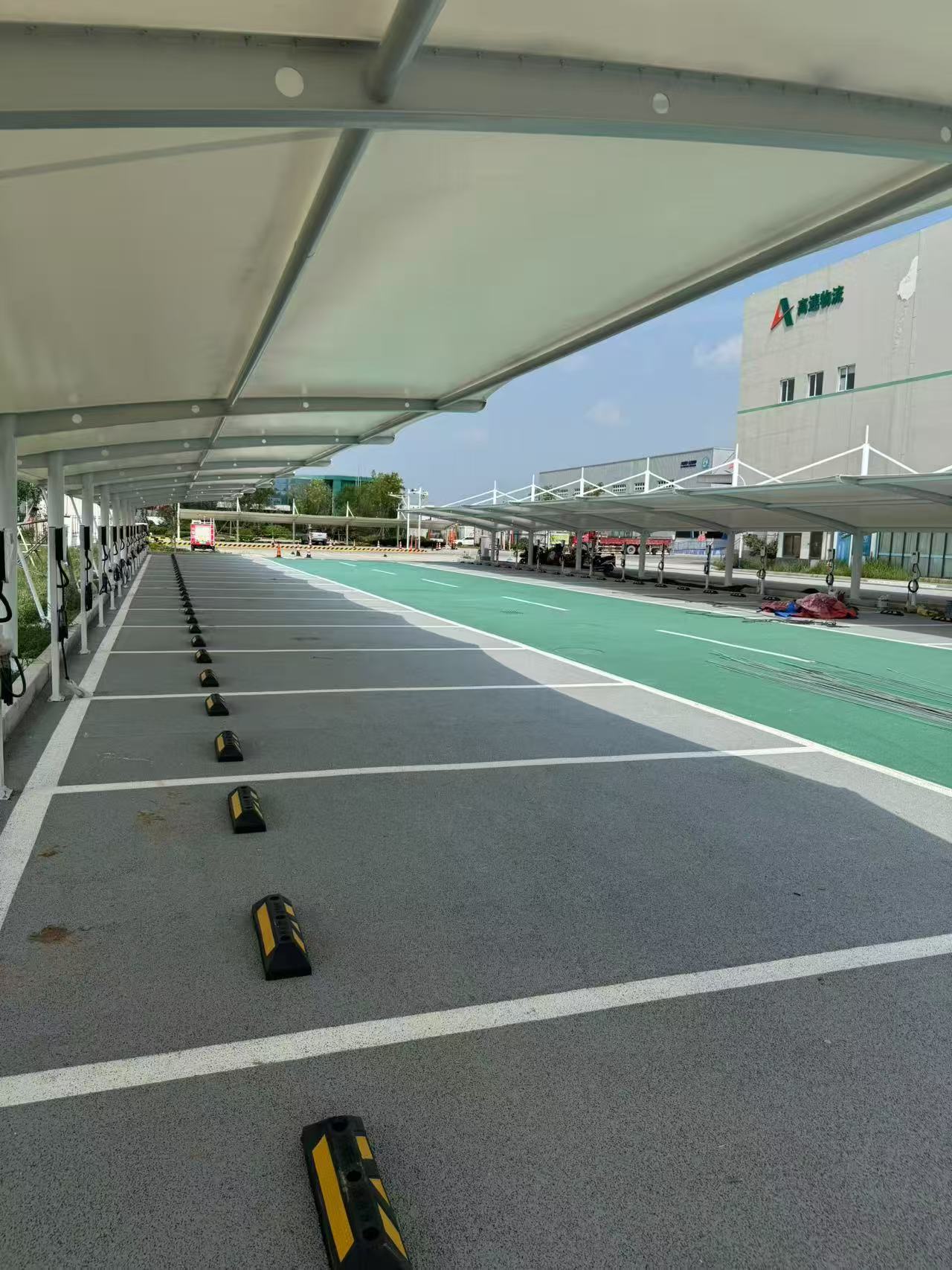 沈阳充电桩停车棚